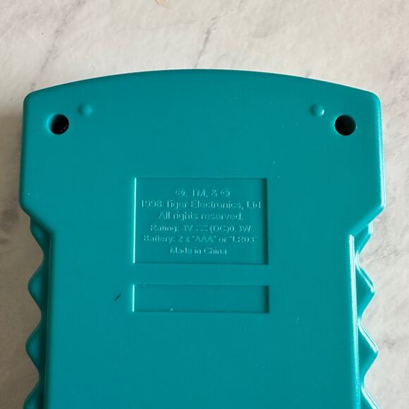 Square It 1998 Tiger electronic handheld game - Picture 3 of 6